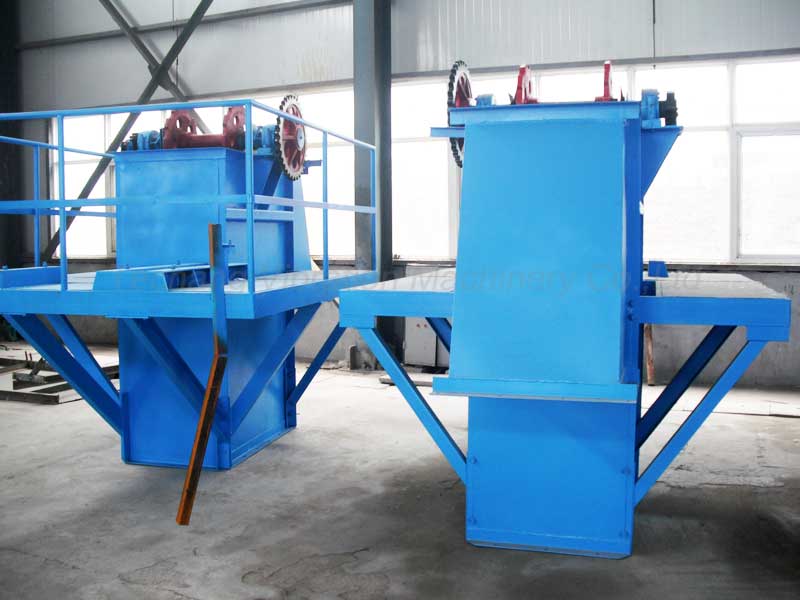 Plate chain bucket elevator